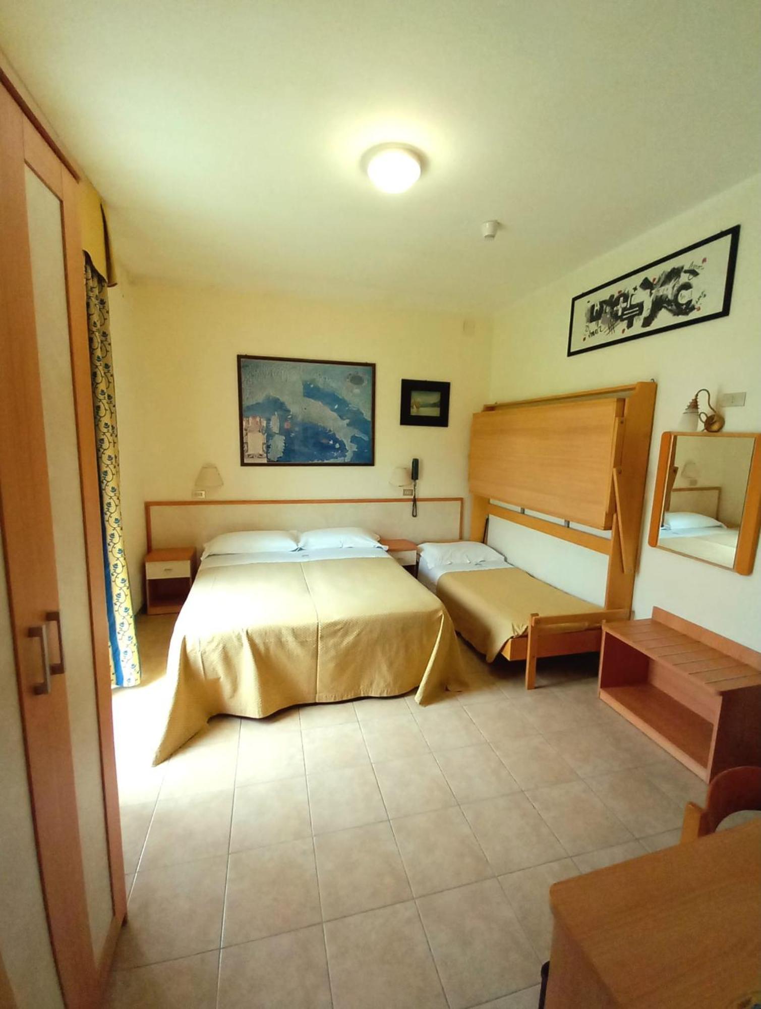 Hotel Ariella Milano Marittima Kamer foto