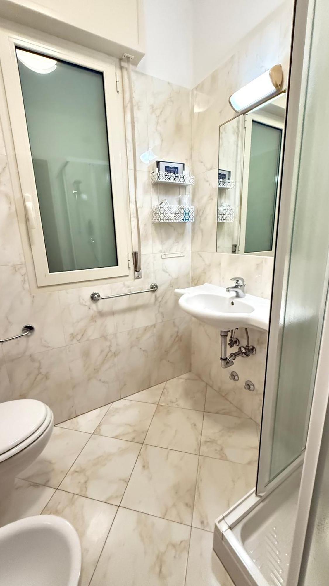 Hotel Ariella Milano Marittima Buitenkant foto